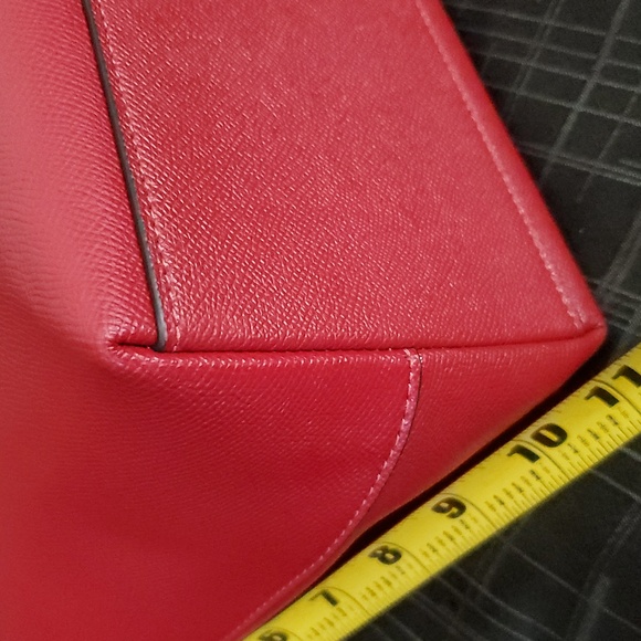 Coach Red Crossgrain Leather Gallery Zip Top Tote Bag - Picture 7 of 13